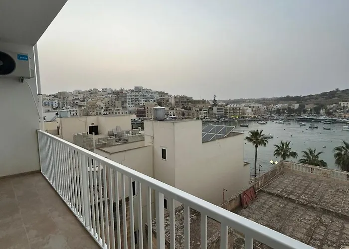 Seaview Setters Studio Apartment